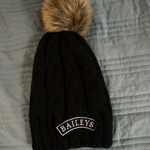 Baileys beanie